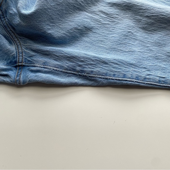 Levis Premium Wedgie Icon Straight Jeans Woman 31 Light Wash High Rise FLAW - Picture 16 of 16